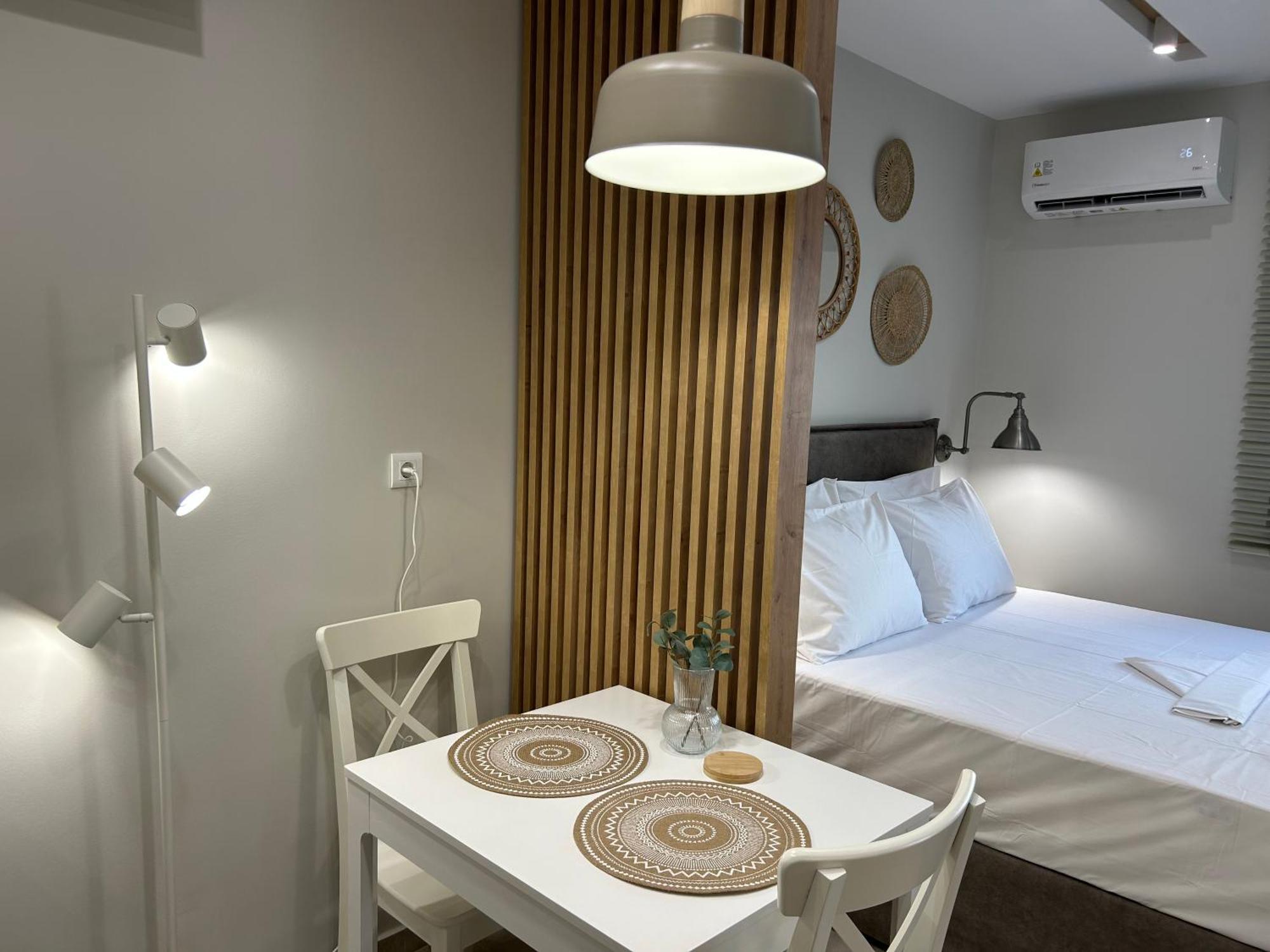 Armonia Small Luxury Apartments Ierapetra  Ruang foto