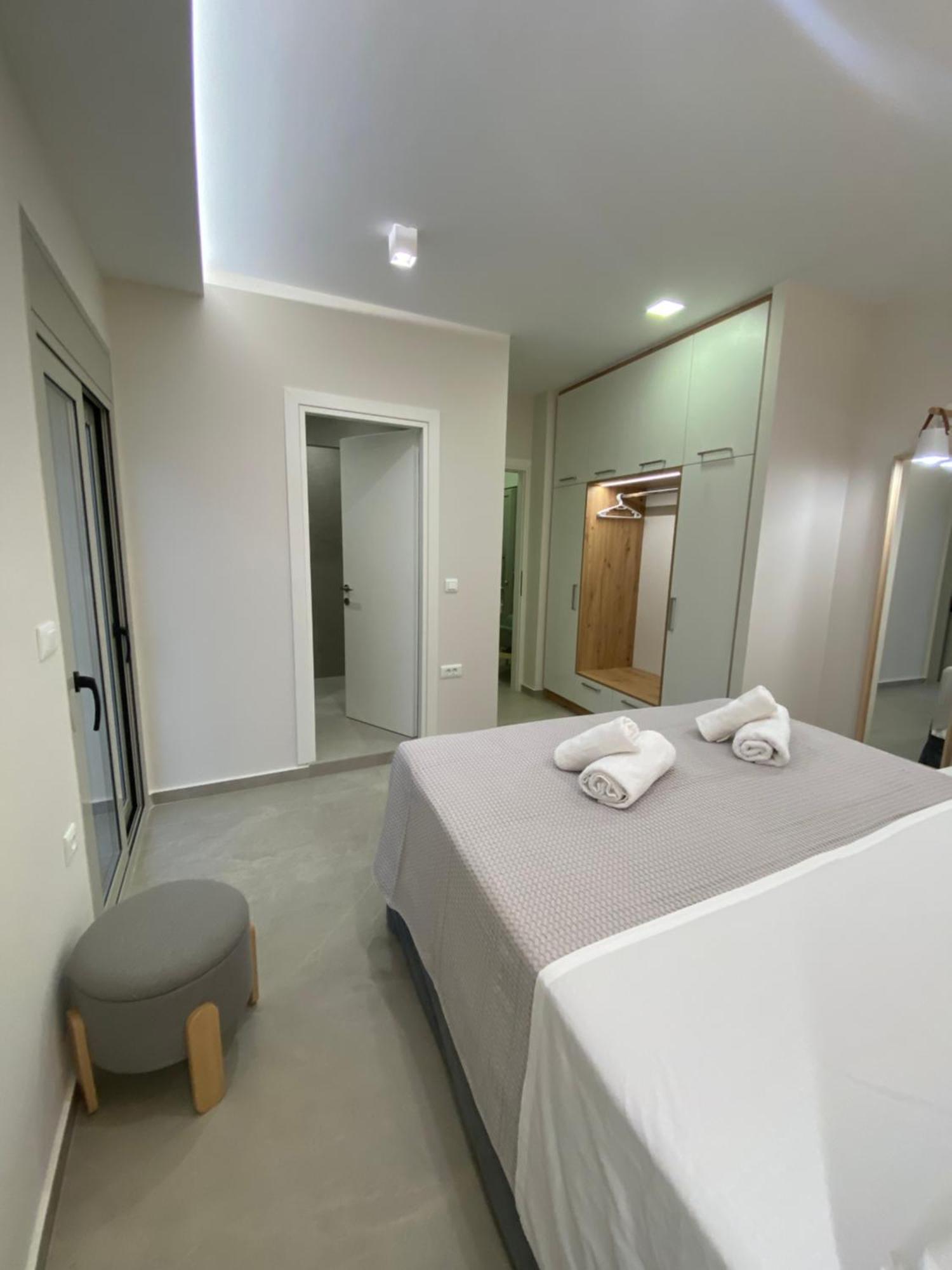 Armonia Small Luxury Apartments Ierapetra  Bagian luar foto